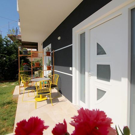 Alis Apartments Саранде Екстериор снимка