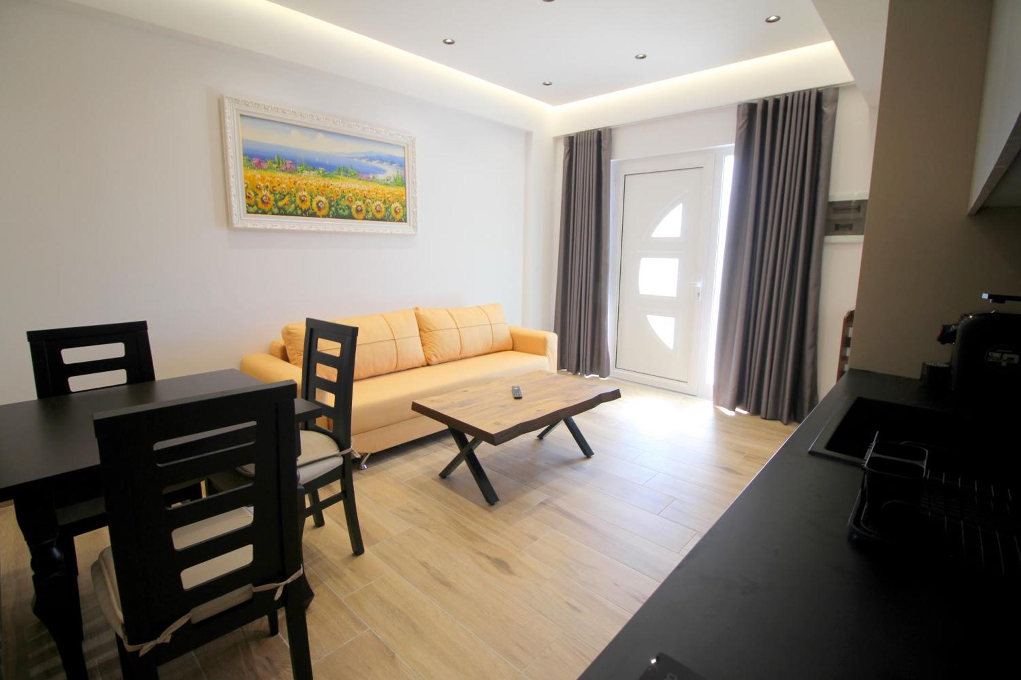 Alis Apartments Саранде Екстериор снимка