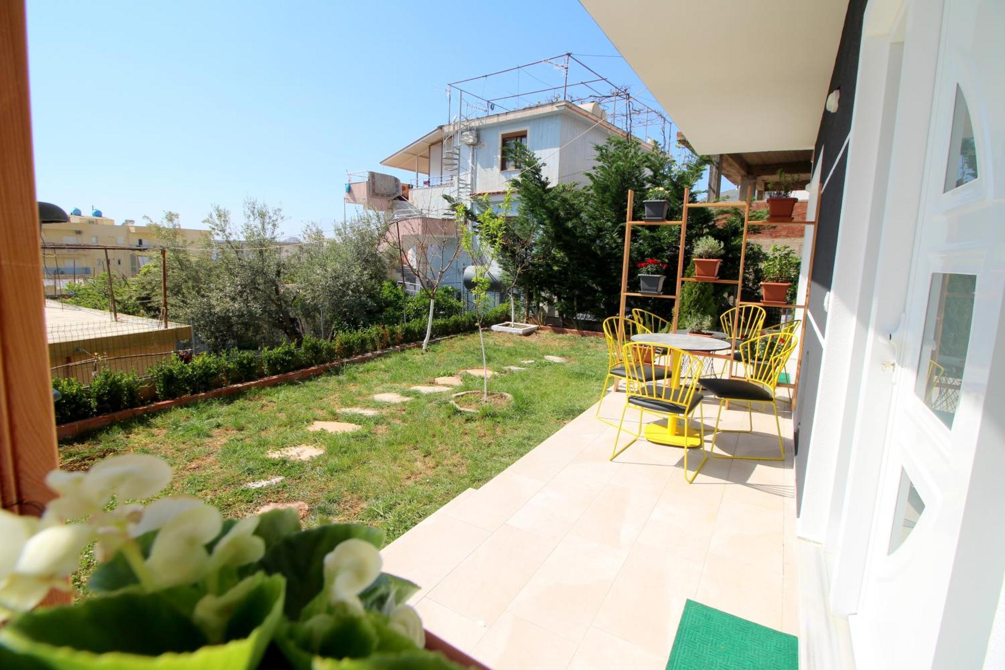 Alis Apartments Саранде Екстериор снимка