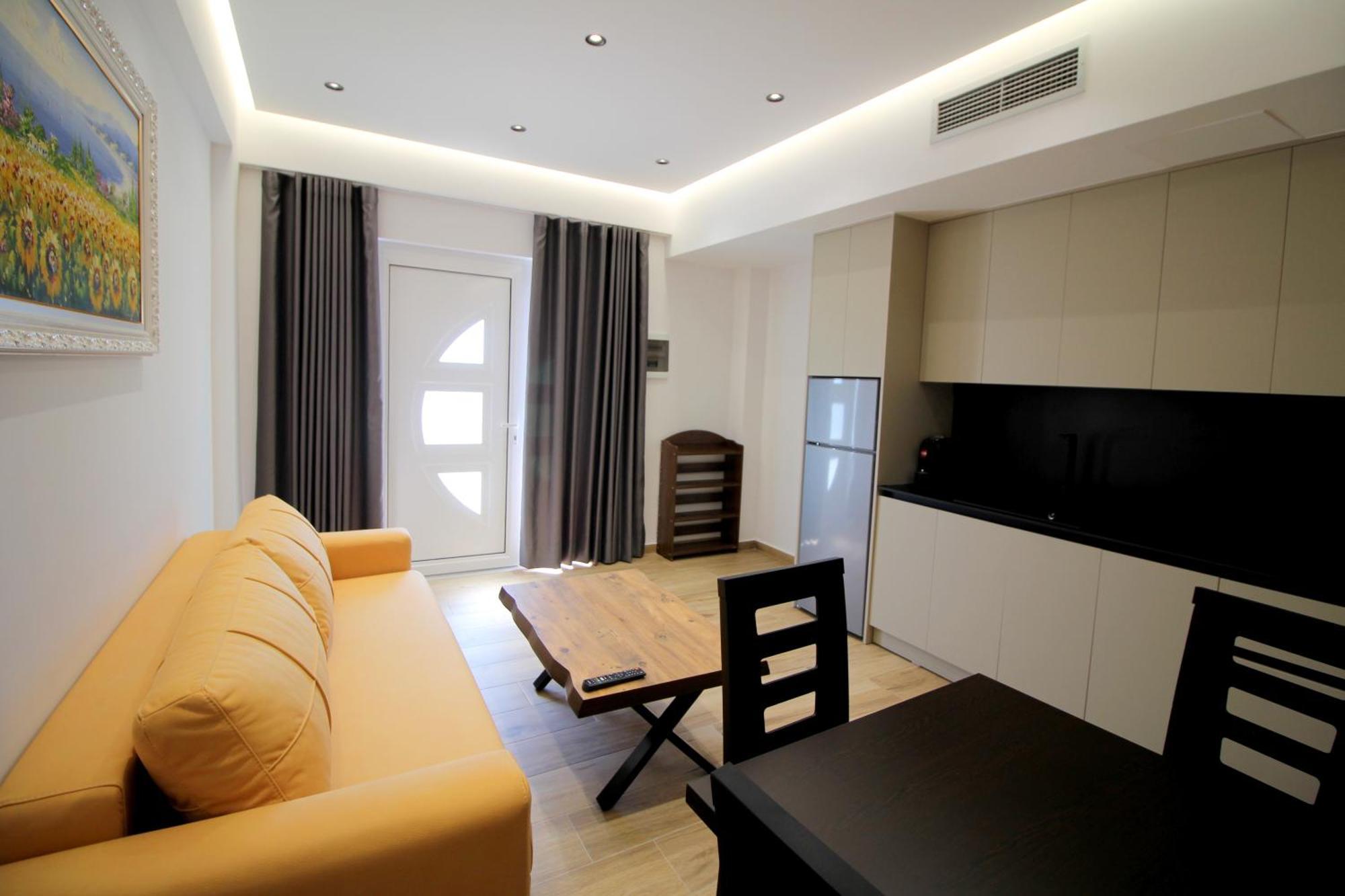 Alis Apartments Саранде Екстериор снимка