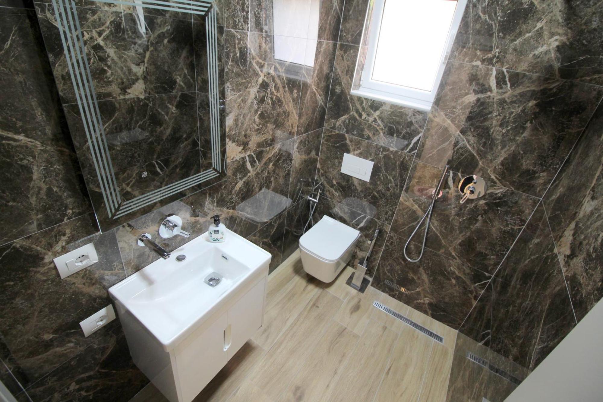 Alis Apartments Саранде Екстериор снимка